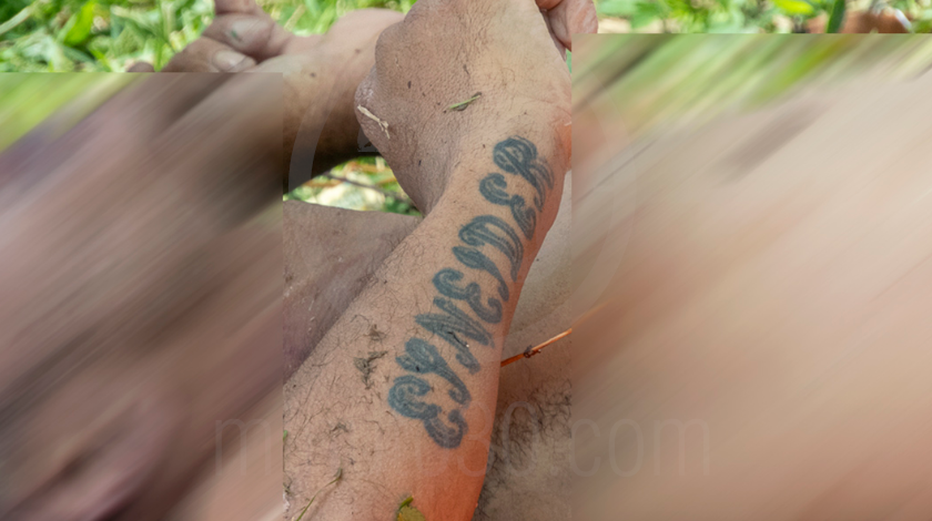 EN FOTOS Y VIDEO: ¡Desnudo y con heridas de cuchillo! Sacaron un muerto del río Medellín 8 muerto en el rio medellin 23 10 2020 4