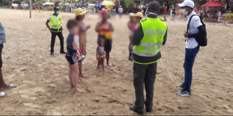 FOTOS: Con campañas de educación y prevención hicieron la reapertura de las playas del Urabá