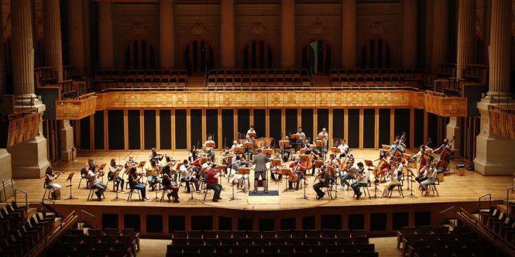 Componer para orquestas virtuales, la “nueva normalidad” tras la pandemia