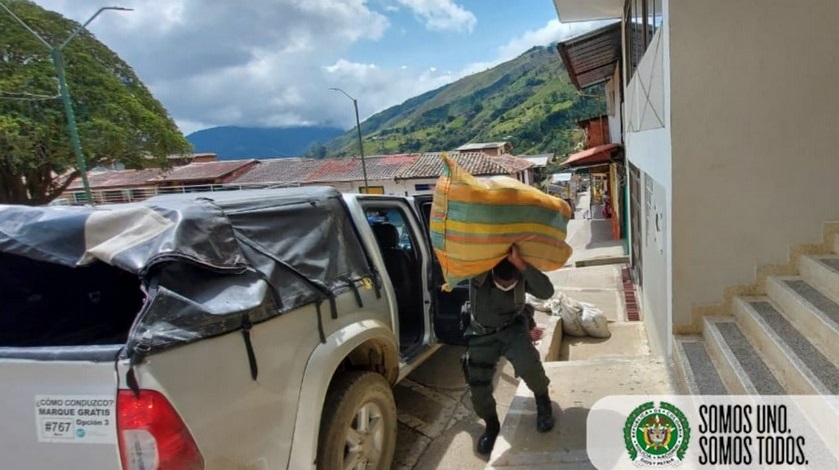Fotos: ¡Qué buena! Policía se ‘puso la 10’ y entrega ayudas a damnificados por invierno en Antioquia