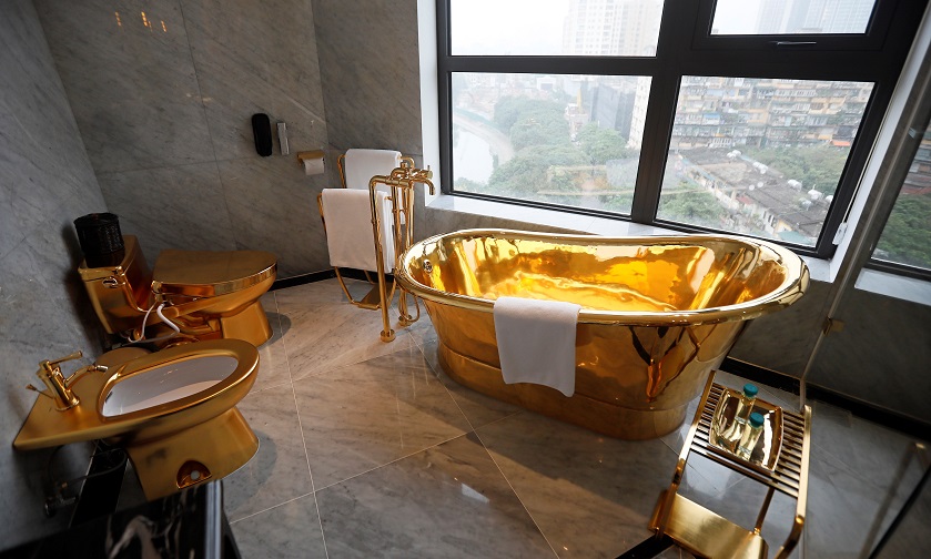 Inauguran un hotel chapado en oro en Vietnam, en plena pandemia de covid-19