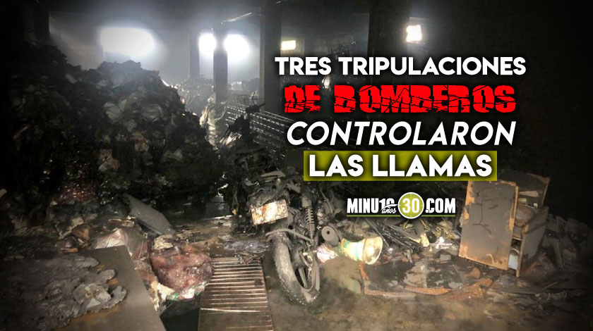 Fotos: ¡Qué susto! Chatarrería se prendió en Enciso esta madrugada, aunque no hubo heridos