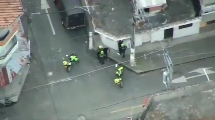 VIDEO: Siguiéndoles la pista con drones están agarrando a vendedores de vicio en Itagüí 1 Vendedores de droga capturados en el municipio de Itagui