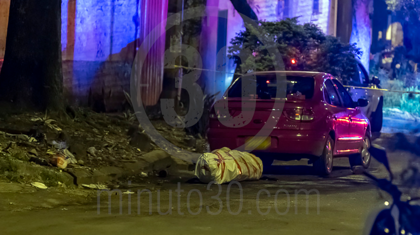 EN FOTOS Y VIDEO: Desde un carro tiraron un cuerpo “embolsado” en una calle de Aranjuez 12 embolsado en una calle de aranjuez 22 11 2020 3