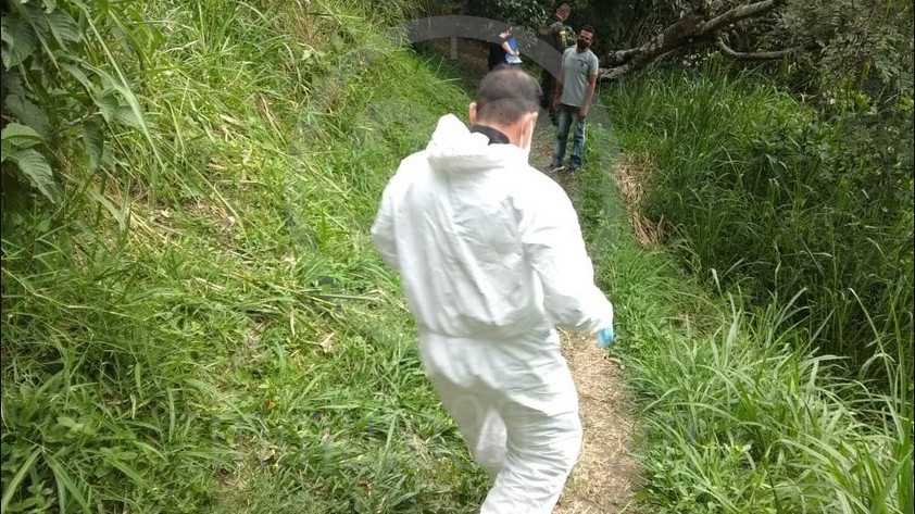 FOTOS: En Girardota encontraron el cuerpo de un hombre que estaba desaparecido desde el 30 de octubre 2 homicidio hombre girardota 1 11 2