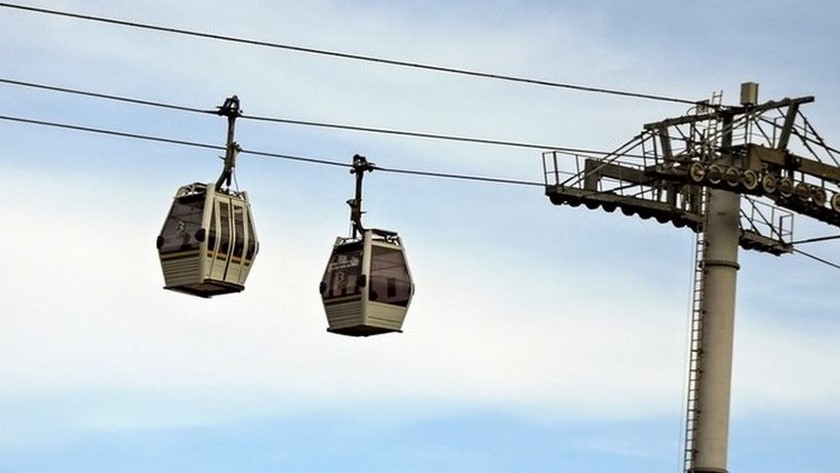 ¡Pilas! Dos líneas del Metrocable interrumpieron operación por fuertes lluvias