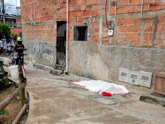 Identificaron al hombre que fue asesinado a tiros en la Comuna 8 de Medellín 1 Muerto comuna 8