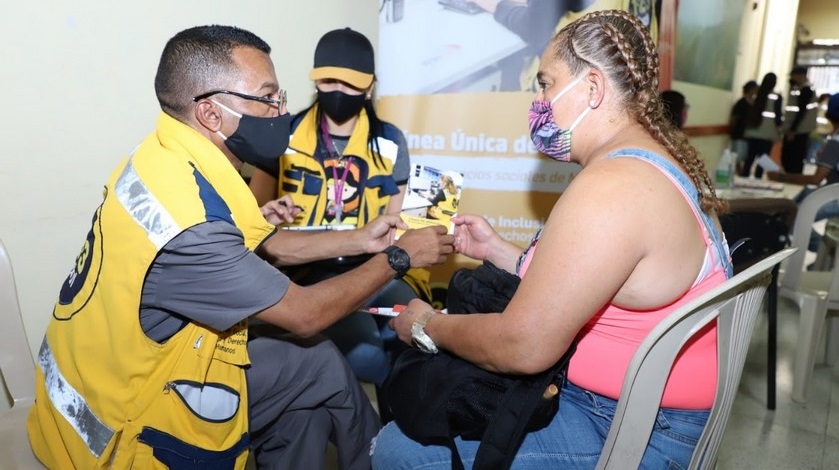 Incrementan en Medellín la capacidad del 123 social, para atender a los más vulnerables