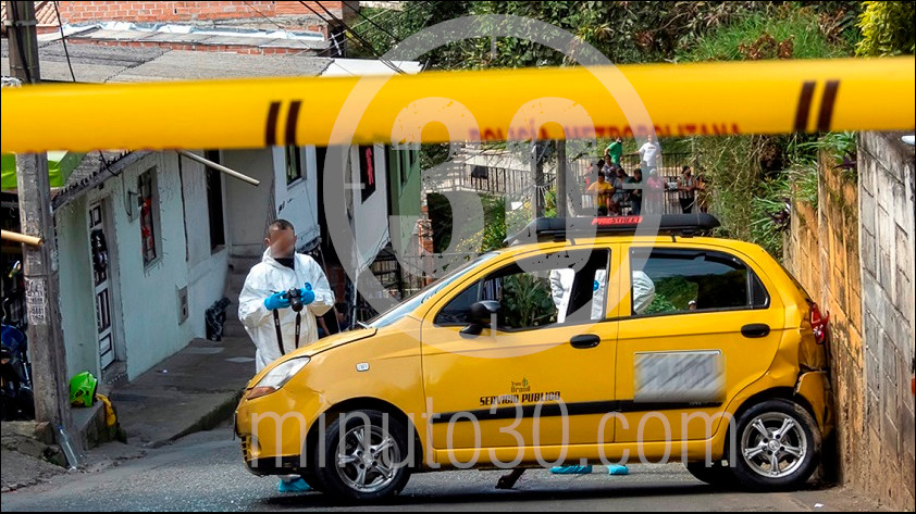EN FOTOS:¡Estaban dentro de un taxi!, se conocen más detalles de los hombres asesinados en el barrio San Antonio 4 3