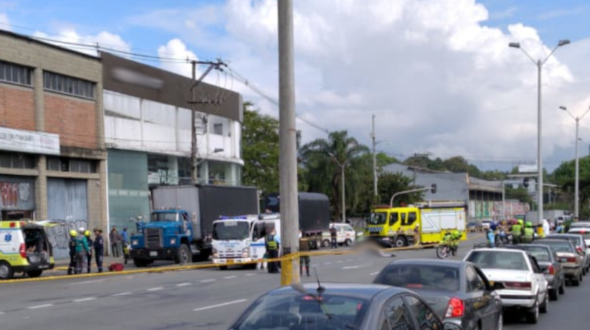 ¡Terrible! Una persona perdió la vida en medio de un trágico accidente por Guayabal