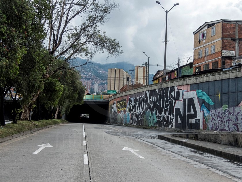 FOTOS: ¡25 atípico! Así se vio Medellín en toque de queda y antes del aguacero de este viernes 3 DSCN9888
