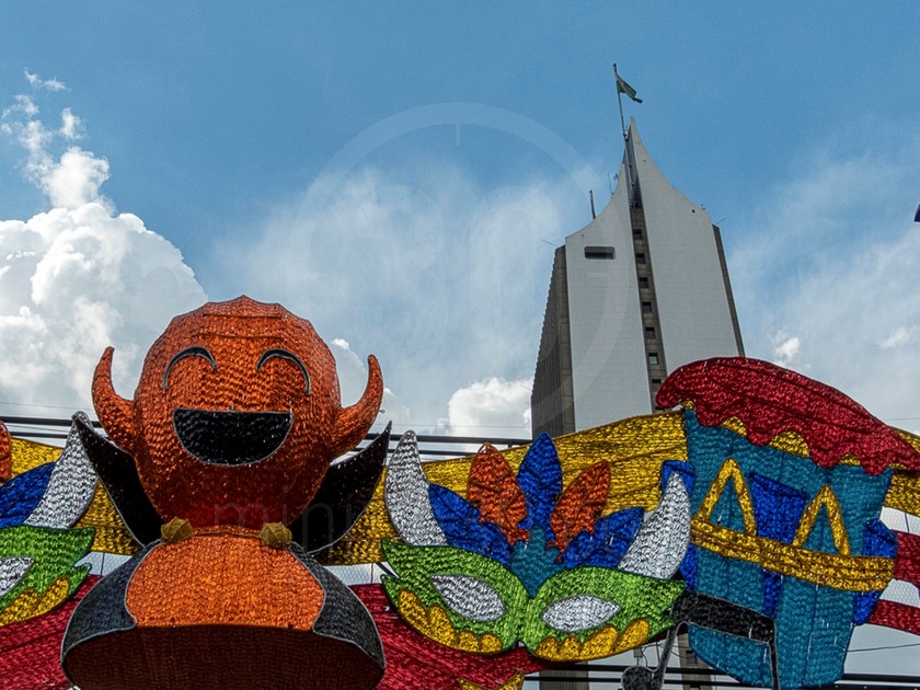 FOTOS: ¡25 atípico! Así se vio Medellín en toque de queda y antes del aguacero de este viernes 18 DSCN9941