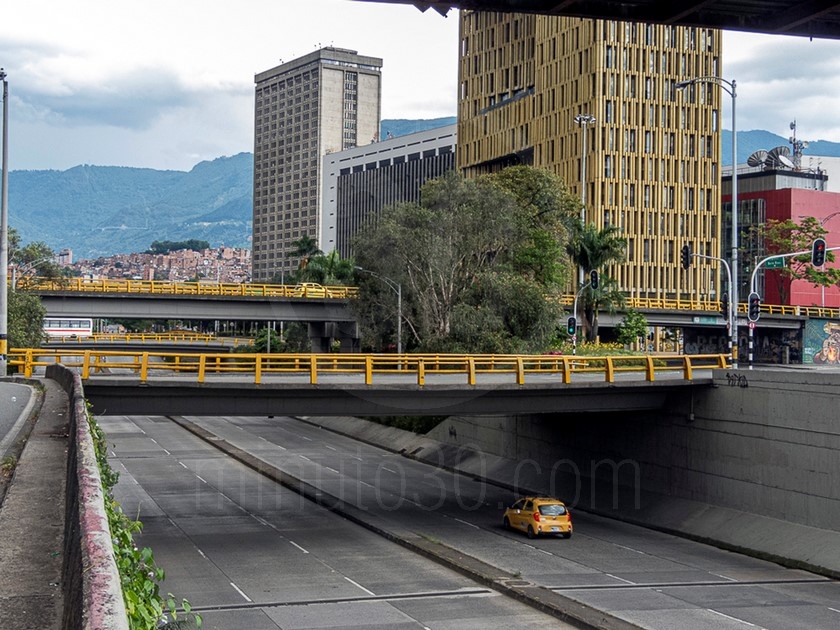 FOTOS: ¡25 atípico! Así se vio Medellín en toque de queda y antes del aguacero de este viernes 43 DSCN9979