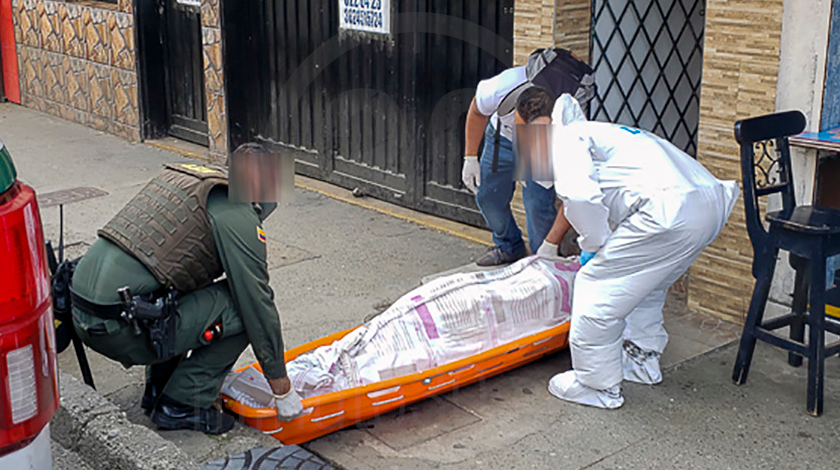 EN FOTOS: Encontraron a un hombre muerto en la habitación de un hotel del centro de Medellín 2 INSPECCION MUERTO EN EL CENTRO DE MEDELLIN 3