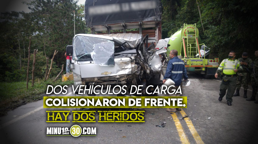 Fotos: Tremendo incidente en la Medellín-Bogotá tiene la vía colapsada en San Luis
