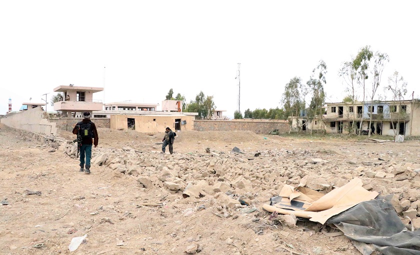 Al menos 33 heridos en ataque suicida con camión de explosivos en Afganistán