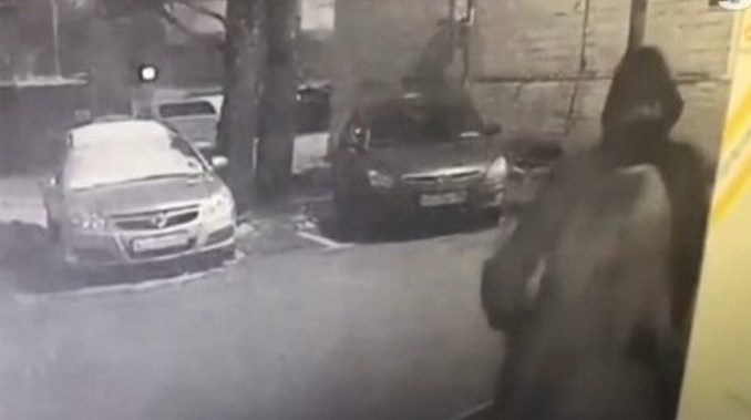 VIDEO. ¡Escalofriante! bailarina fue asesinada a sangre fría por un encapuchado