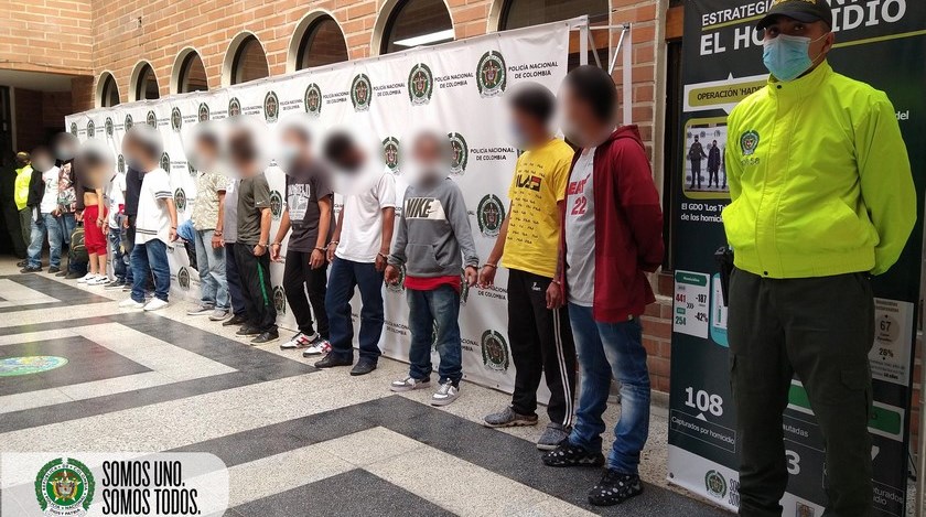 VIDEO: Cogieron a 14 de 'Los Calvos', estarían vendiendo droga en Aranjuez, Campo Valdés y El Calvario 1 capturados los calvos2 1