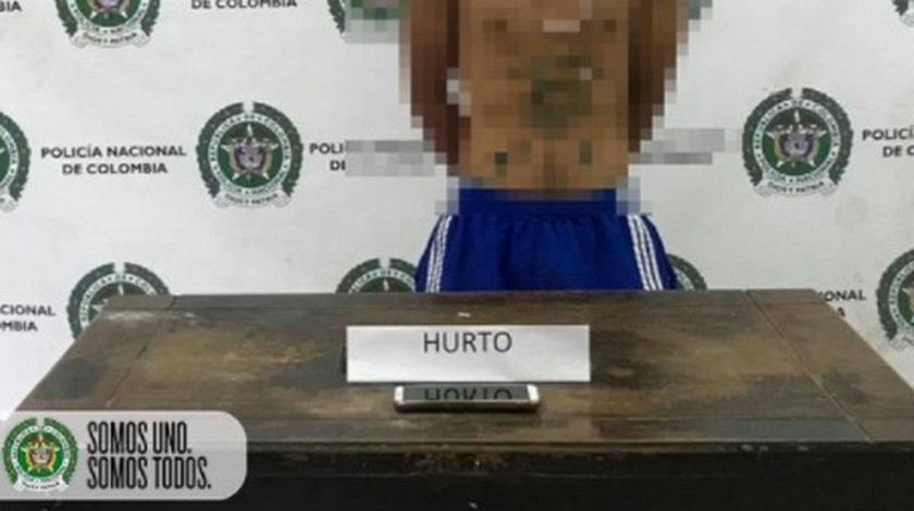 ¡Qué 'joyita'! Capturaron a este sujeto en Santa Cruz por hurto de celular 1 Captura