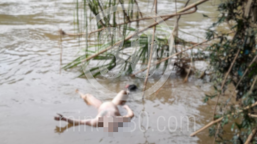 FOTOS: Completamente desnudo y en avanzado estado de descomposición encontraron un cuerpo en el río Medellín 3 muerto en el rio Medellin 02 12 2020 1