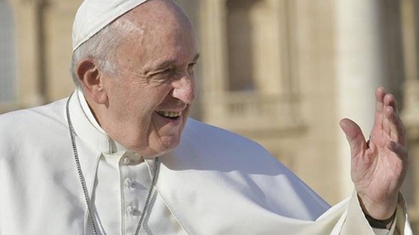 Acallemos los gritos de muerte, ¡basta de guerras! Se ponga fin a la producción de armas, porque necesitamos pan y no fusiles: Papa Francisco 1 El Vaticano confirma un caso de coronavirus en la residencia del papa Francisco