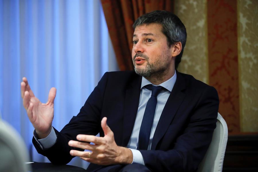 Gobierno argentino ve "difícil aventurar" una fecha de regreso para el fútbol 1 a5c2925d29b241127bcf4ff00d022ca3fd7c33cfw