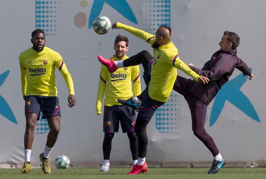 Umtiti hace parte de la sesión con el grupo 1 c3c20a0feb8a563ef699056d32c2c70751c9e04dw 1
