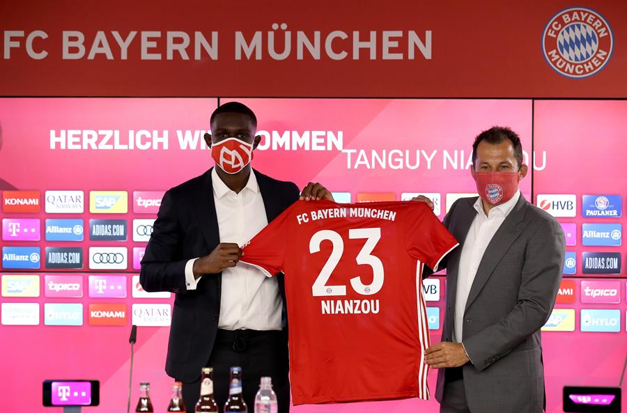 El Bayern presenta a Kouassi como "uno de los mejores de su generación" 1 053710c0cbd6c39bebfffbbaaade0c735dcf96a8w