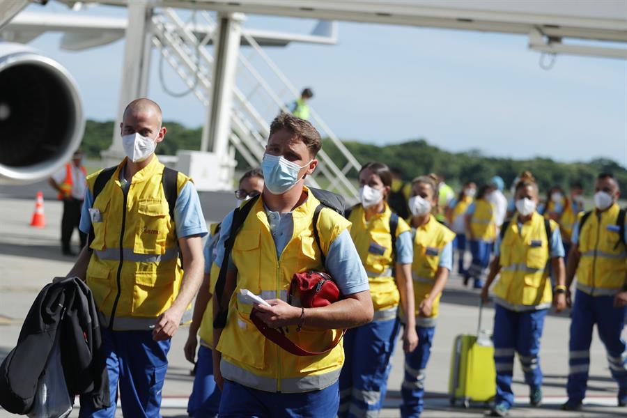 Un grupo de sanitarios españoles llega a El Salvador para luchar contra pandemia 1 4350da1395475100e595bd1b2d943a8bf44f48bdw