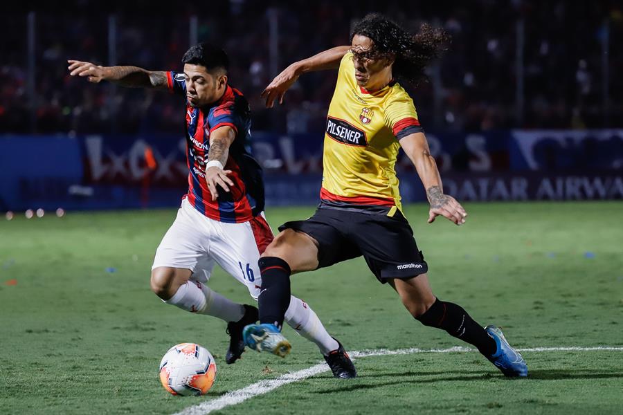 Paraguayo Sergio Díaz firma con las Águilas del América del fútbol mexicano 1 c9193b97f3499c45ecf2e3b17d5b2f817ab799b1w