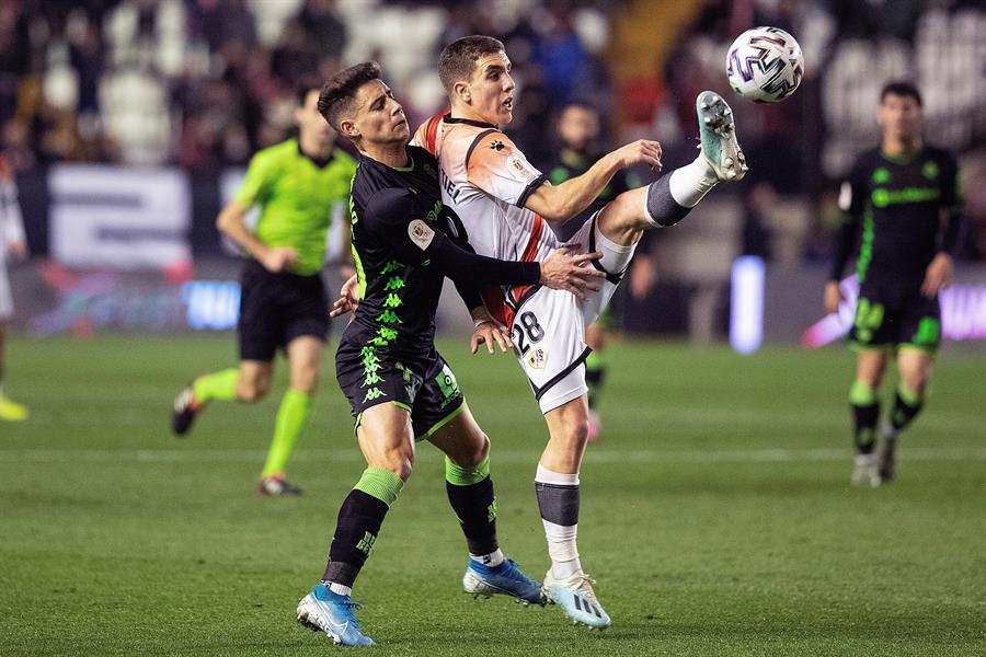 Joni Montiel renueva con el Rayo Vallecano hasta 2024 1 6b45f2509db45f0afa98af51c8bb1d33fee82c8aw