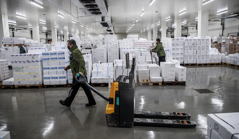La pandemia registra su peor día, con 13.000 muertes y casi 700.000 contagios 1 pandemia de coronavirus