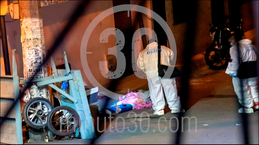 FOTOS Y VIDEO: Asesinado a balazos hombre de 33 años en Moravia 4 asesinado moravia4