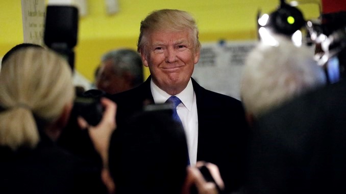 Video: ¿Muy contentos? Vieron a los Trump celebrando los desmanes del Capitolio