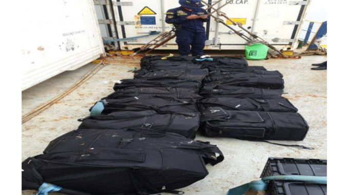 Más de media tonelada de cocaina incautaron en el Golfo de Urabá