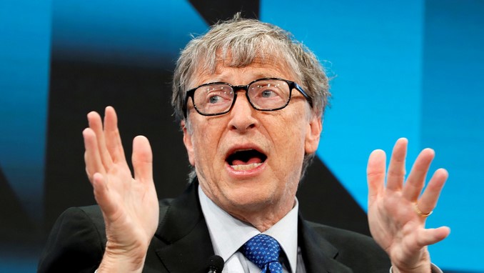 Bill Gates acusado de crear Covid