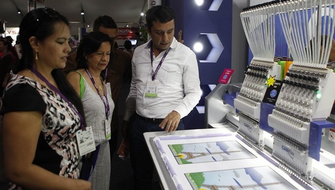 Por incremento en casos de covid-19, aplazan eventos presenciales de Colombiatex