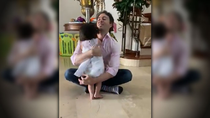 Video: “La vida que da pasos”, Daniel Quintero muestra a su hija Aleia, que ya camina tras compleja cirugía