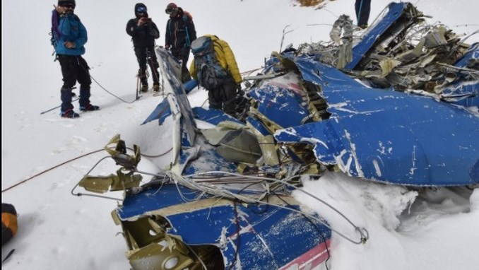 FOTOS. Hallaron restos del avión accidentado en el Nevado del Huila en 1995