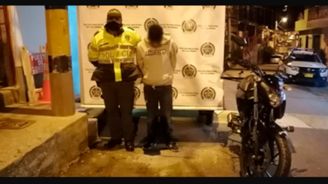 ¿Se la llevó a pasear? Lo cogieron en Medellín con una moto que se robó en Ebéjico