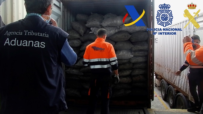 Cae en España una red que traficaba cocaína desde Sudamérica y que era liderada por dos familias