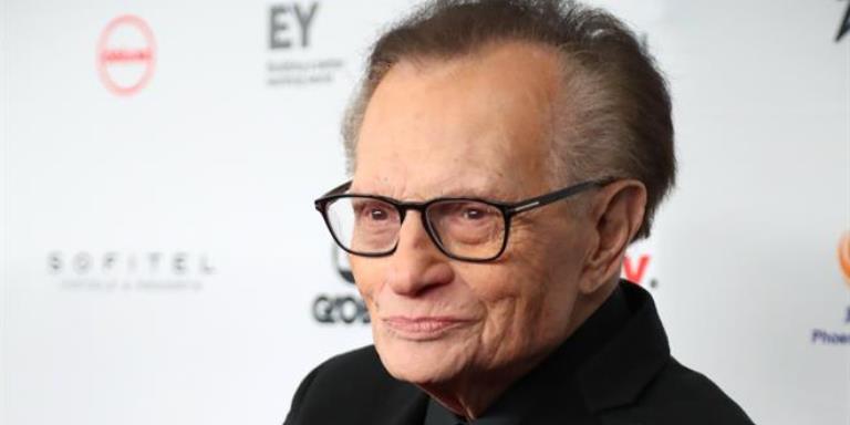 ¡Por covid! Larry King, famoso presentador de televisión, fallece a los 87 años