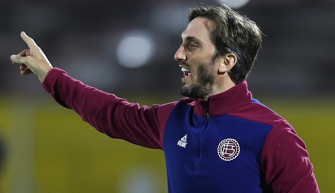 Luis Zubeldía, el técnico exDIM- va por su primer título como entrenador