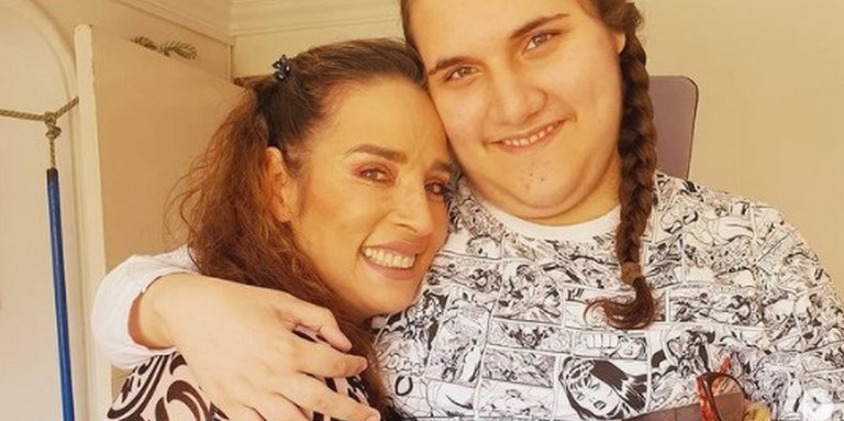 FOTOS. “Descartar, esperar, ver el virus al rededor…”: Luly Bossa tiene a su hijo Ángelo hospitalizado