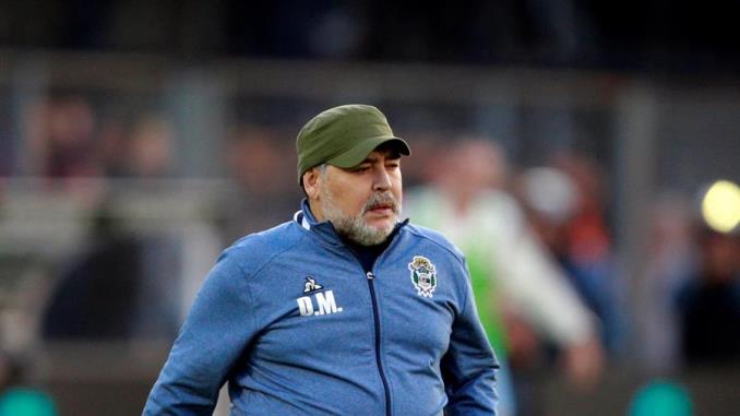 La Justicia pide datos por la herencia de Maradona a su abogado y a cinco países