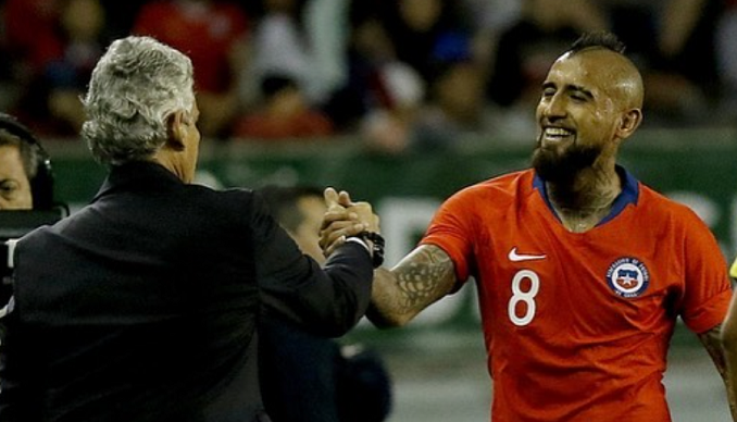 Las sentidas palabras de despedida de Arturo Vidal a Reinaldo Rueda: "Es una pena muy grande"