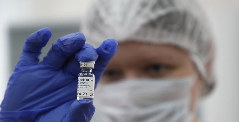Rusia prevé vacunar 20 millones de personas antes de abril