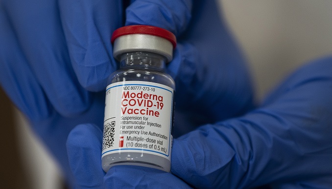 Los reguladores británicos aprueban la vacuna de Moderna