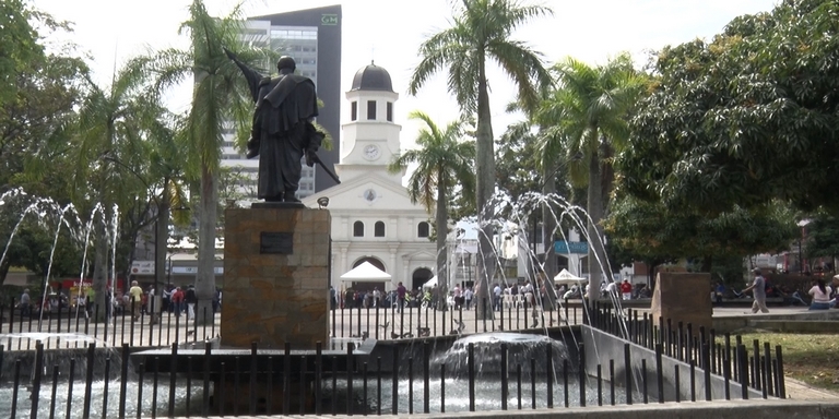 Itagüí pide al Gobierno Nacional autorización para prueba piloto de comercio durante 24 horas