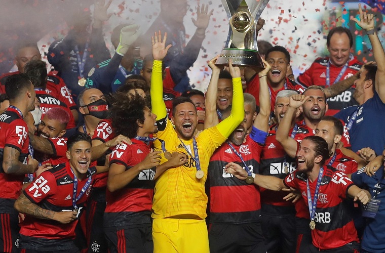 Flamengo - bicampeón brasileño- amenaza récords de Palmeiras y Sao Paulo 2 Flamengo levanta su octavo titulo 3